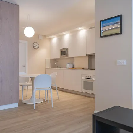 Апартаменты Halo Dos *