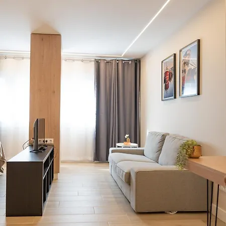 Апартаменты Halo Dos *