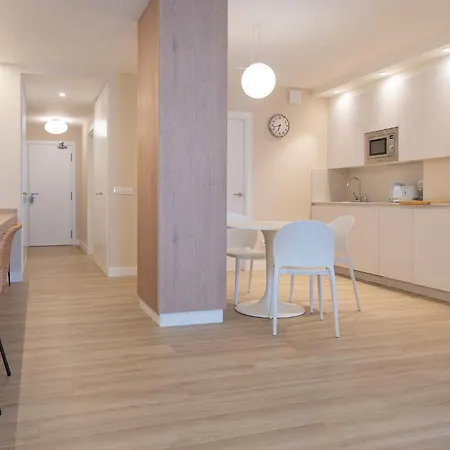 Halo Dos Apartment