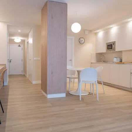 Апартаменты Halo Dos *