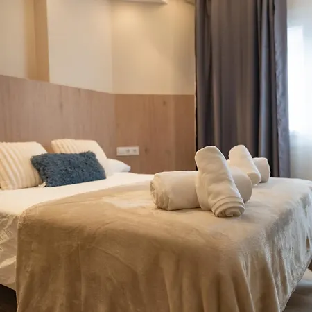 Halo Dos Апартаменты *