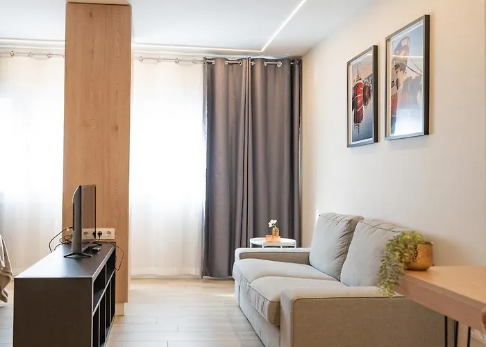 Apartament Halo Dos *