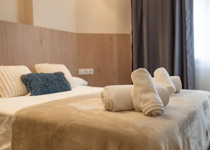 Halo Dos Apartament *